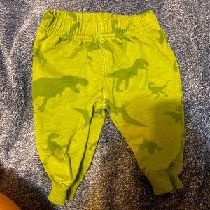 Brand: Carter’s   Size: 3M     Condition:NEW without tags  type:Sweats/ Joggers